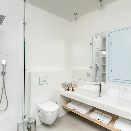 Santorini Heights Pyrgos Kallistis