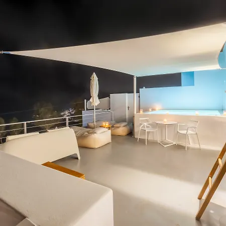 Hotel Santorini Heights 4*