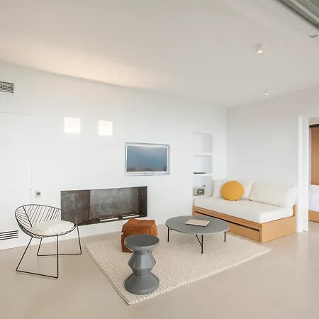 Hotel Santorini Heights Pýrgos