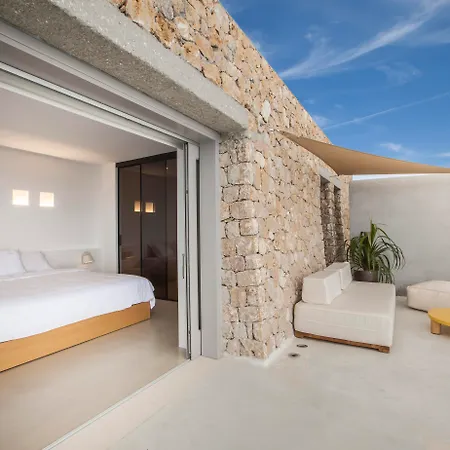 Santorini Heights Hotel