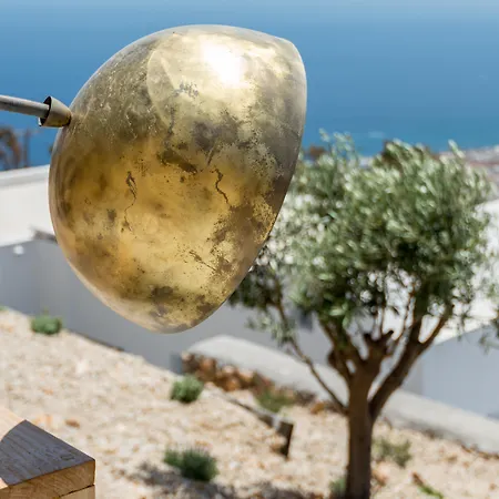 Santorini Heights *