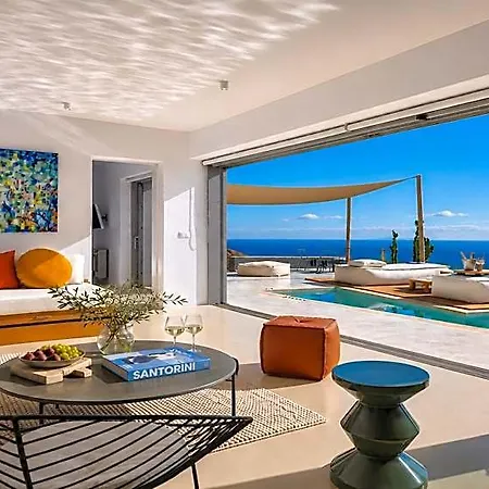 Santorini Heights Pýrgos