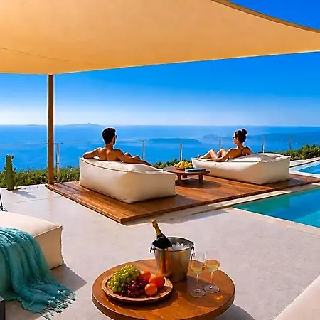 Santorini Heights מלון Pýrgos