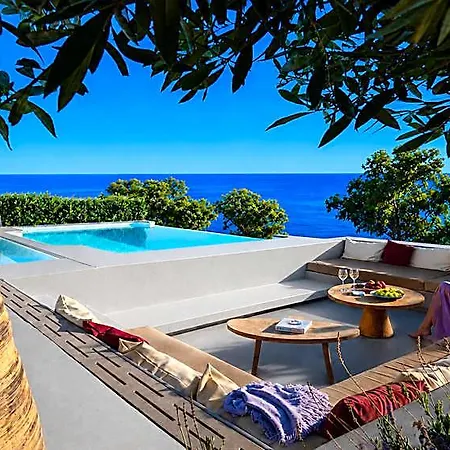 Santorini Heights