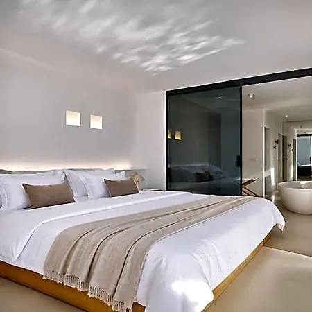 Santorini Heights מלון 4*