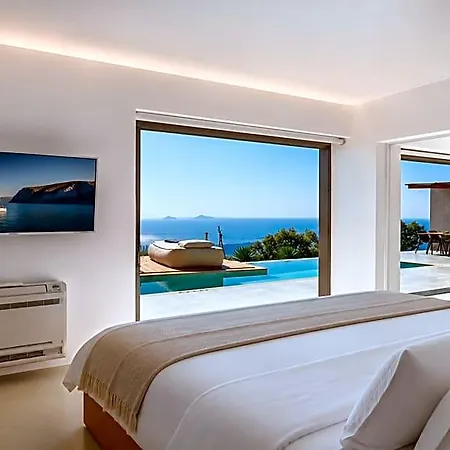 מלון Santorini Heights 4*