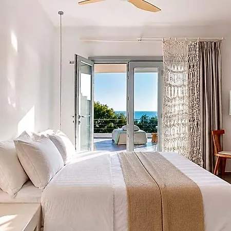 Santorini Heights מלון 4*