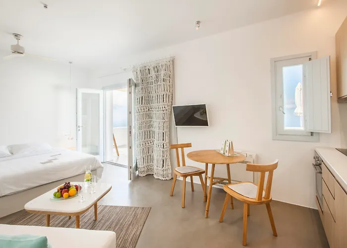 Hotel Santorini Heights Pýrgos