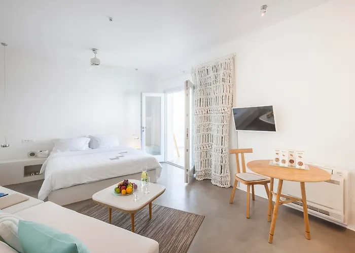 Hotel Santorini Heights Pýrgos