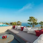Santorini Heights Pýrgos