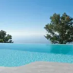 Hotel Santorini Heights