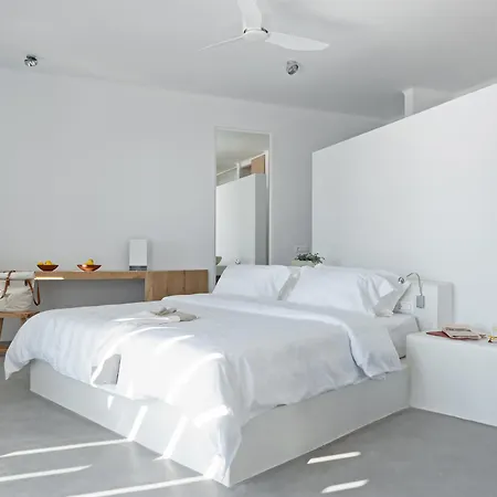 Santorini Heights