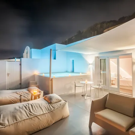 Santorini Heights Hotel Pýrgos