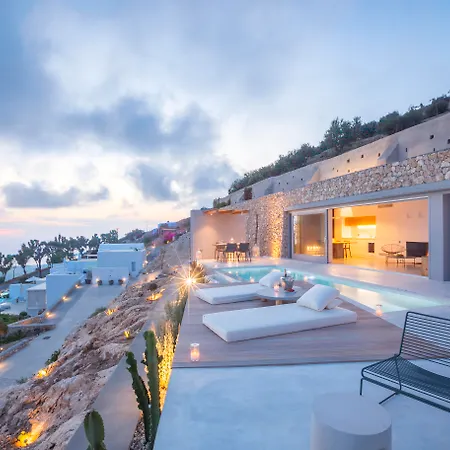 Santorini Heights Hotel Pýrgos