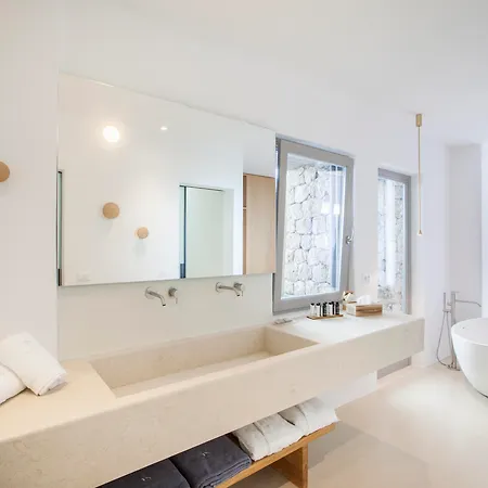 Santorini Heights Hotel Pýrgos