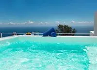 Santorini Heights 4* Pyrgos Kallistis