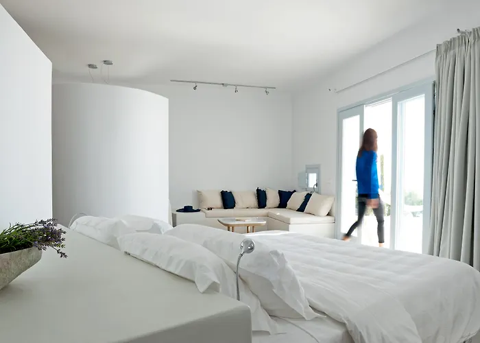 Santorini Heights Пиргос