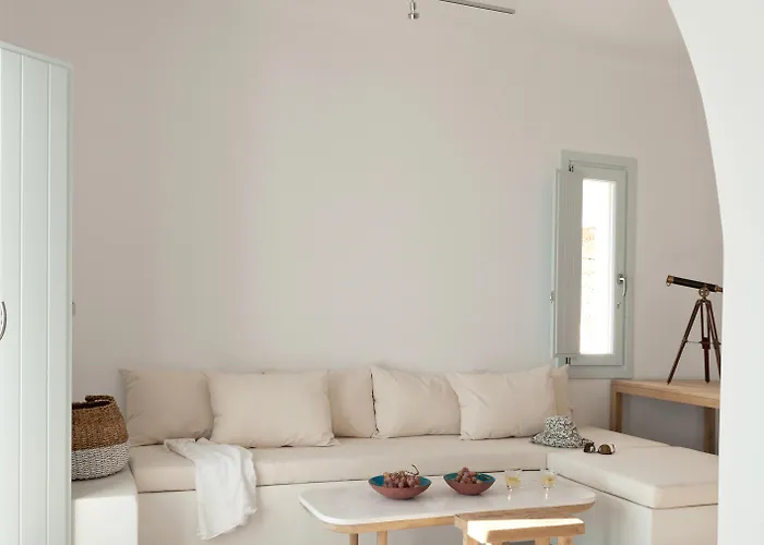 Santorini Heights Отель Пиргос