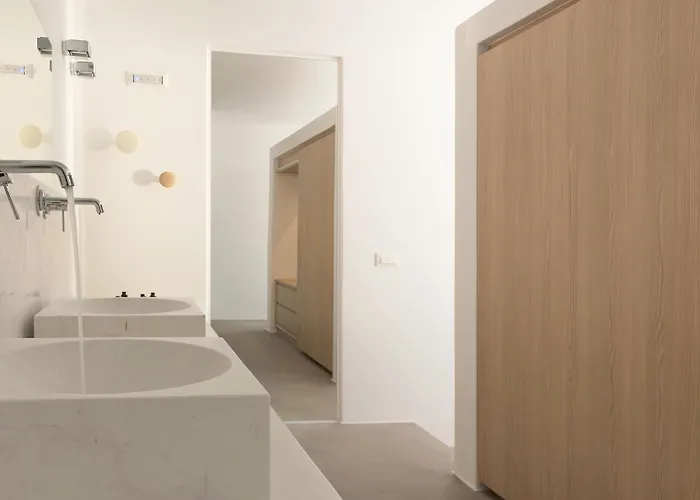 Santorini Heights Пиргос