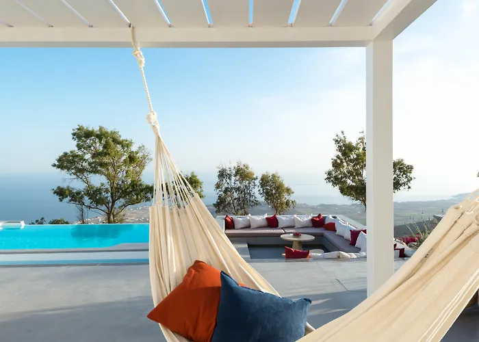 Santorini Heights Отель Пиргос