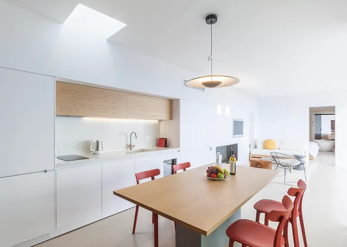 Santorini Heights Отель Пиргос