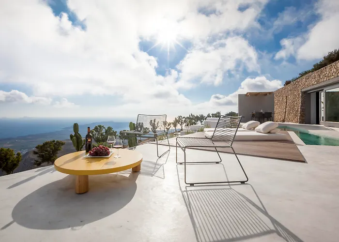 Santorini Heights מלון 4*