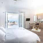 Santorini Heights Hotel 4*